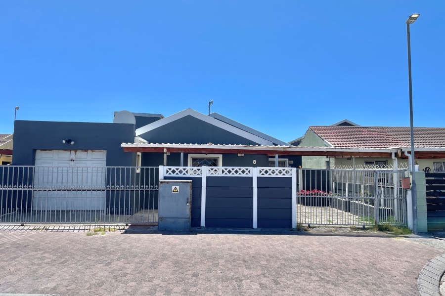 3 Bedroom Property for Sale in Strandfontein Western Cape